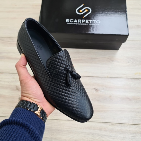 Premium Leather Spiky Men's Loafer - Picture 4 of 7